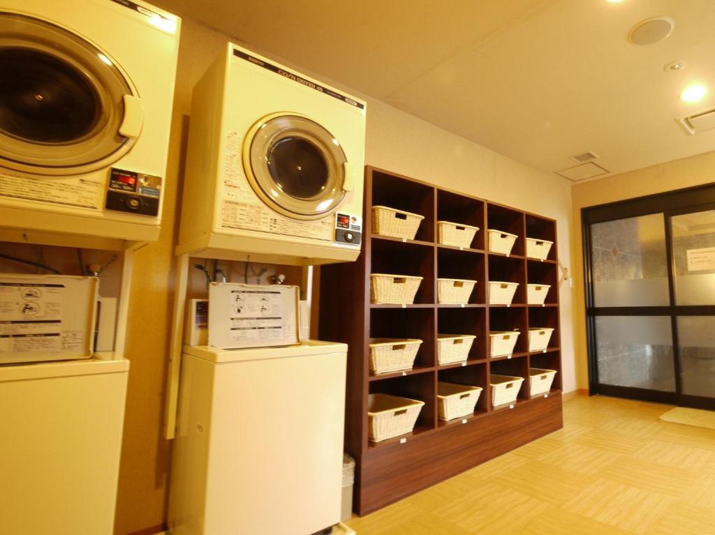 Hotel Route-Inn Dai-ni Kameyama Inter Bagian luar foto