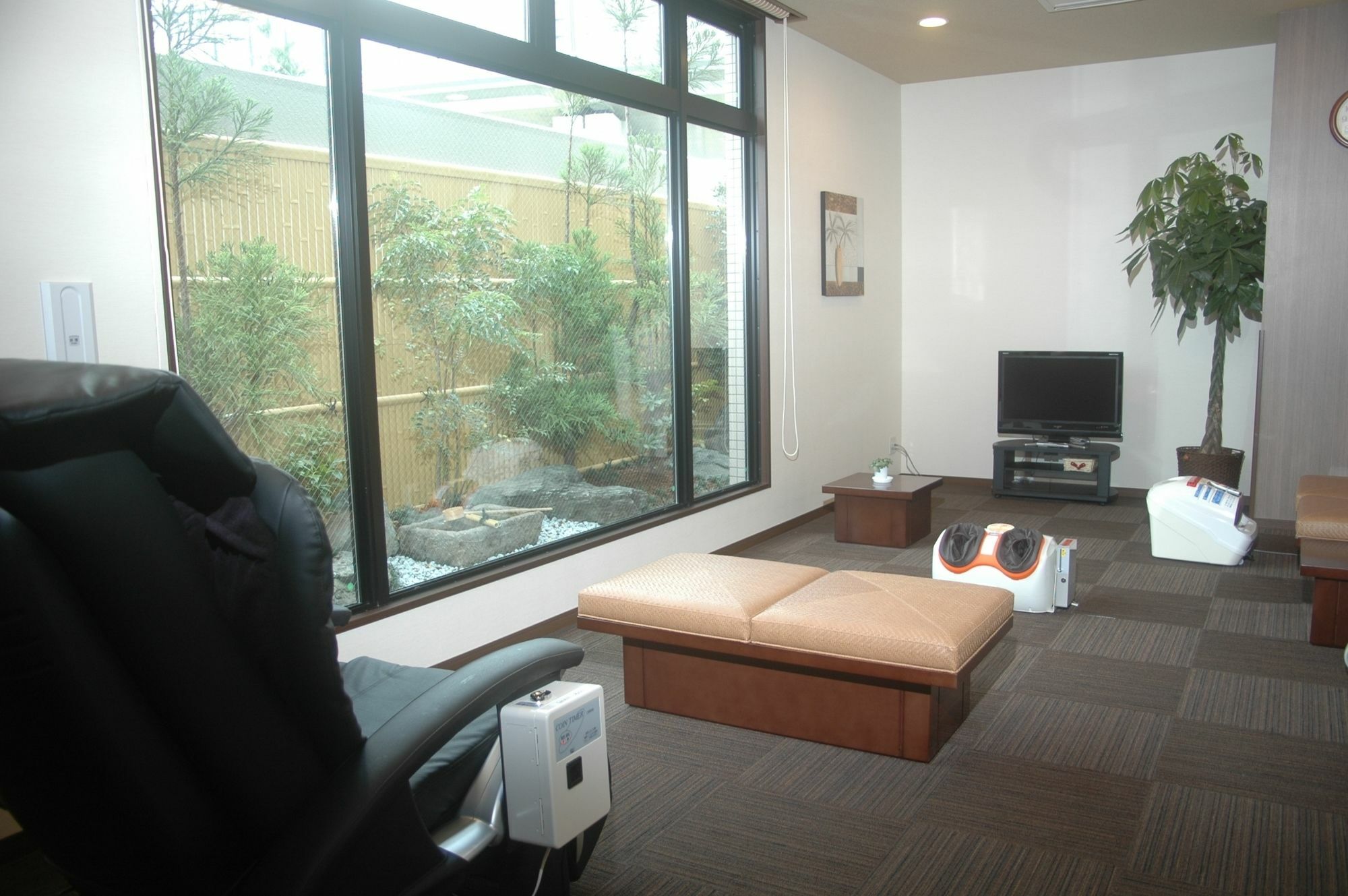 Hotel Route-Inn Dai-ni Kameyama Inter Bagian luar foto